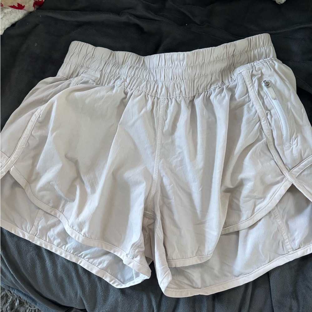 lululemon white shorts 6